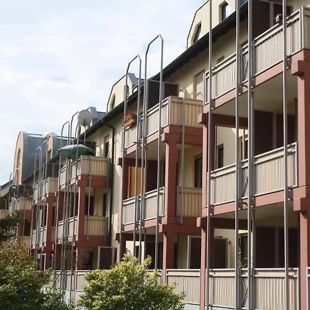 Schoenes Mit Balkon In Nahe Rheinauer 2 Og MHG